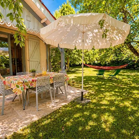 Maison Avec Jardin Au Calme & Clim, Proche Cahors Casa de Férias Pradines (Lot)
